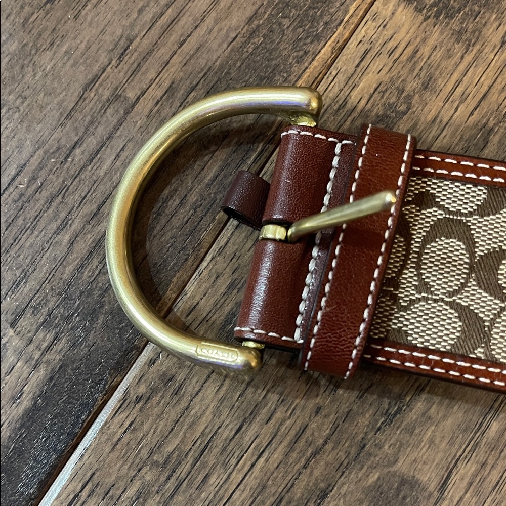 Coach Brown and Tan Belt with Gold Hardware - Picture 3 of 11